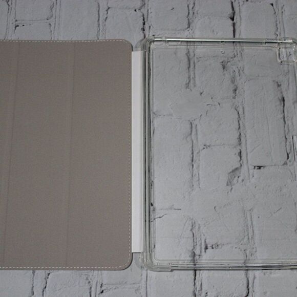 iPad 7th/8th Generation Shockproof TriFold Case WHITE MARBLE 10.2" - Picture 2 of 4